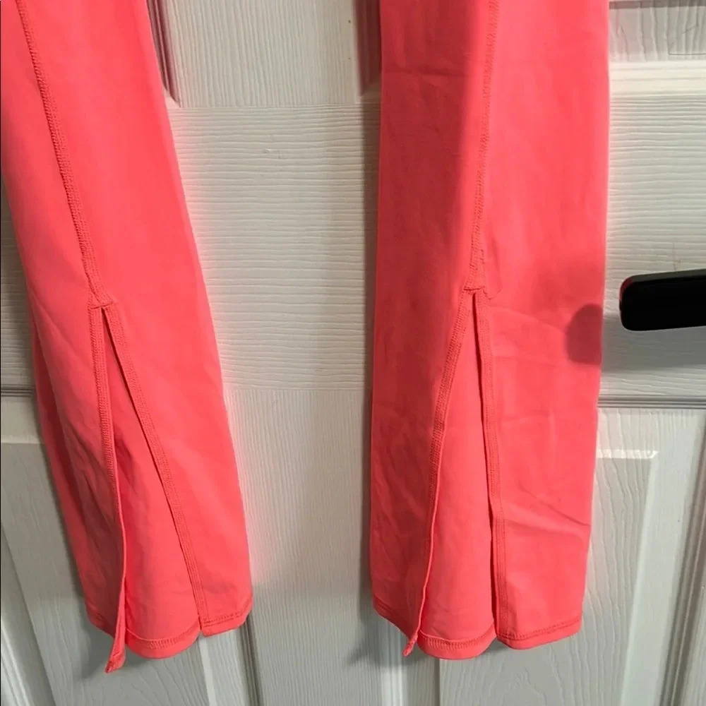 Free People Movement Coral Flare Leggings with Leg Slit with Pockets NWOT XS - Picture 4 of 4